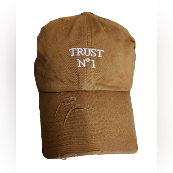 Distressed Men's Adjustable Strapback Khaki Hat Baseball Cap "Trust No 1" Unisex - Picture 1 of 5